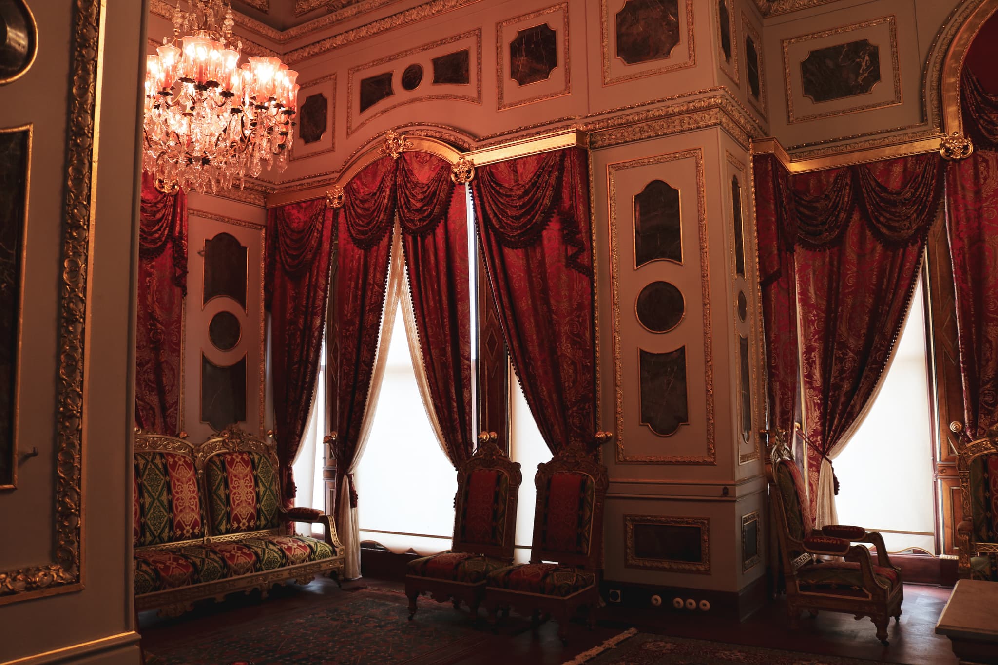 Ornately decorated room within the Topkapı Palace