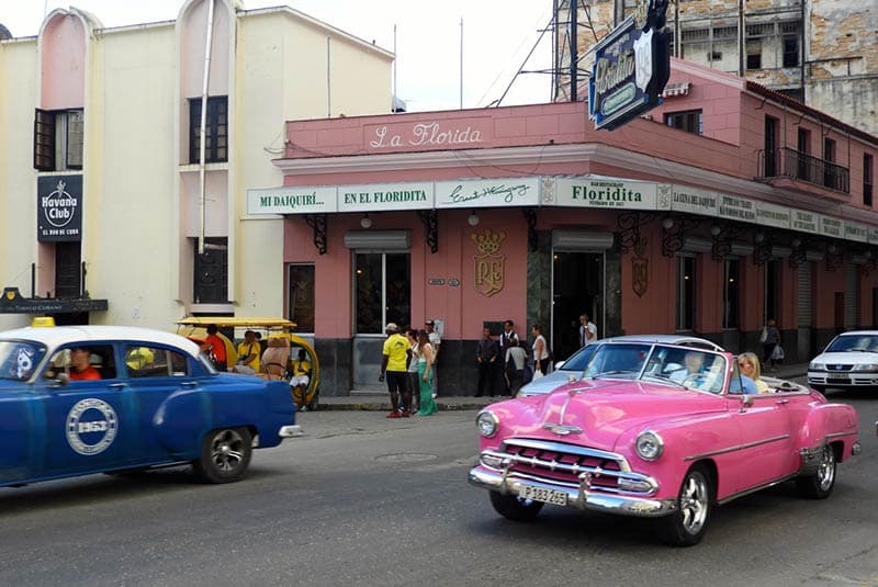 hemingway cuba outside el floridita