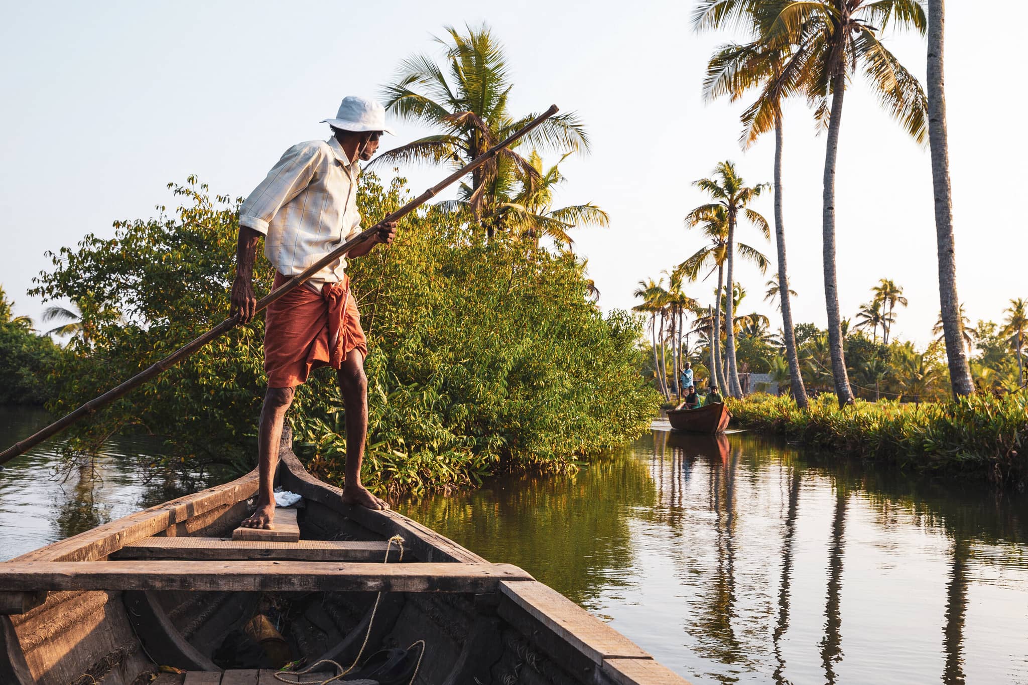 Into the Heart of South India gallery 01 GalleryHero CanoeBackwaters India DanitaDelimont RM AS10 JAN0356 SuperRes AWLimages