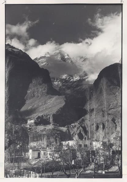 415x593 hunza 2