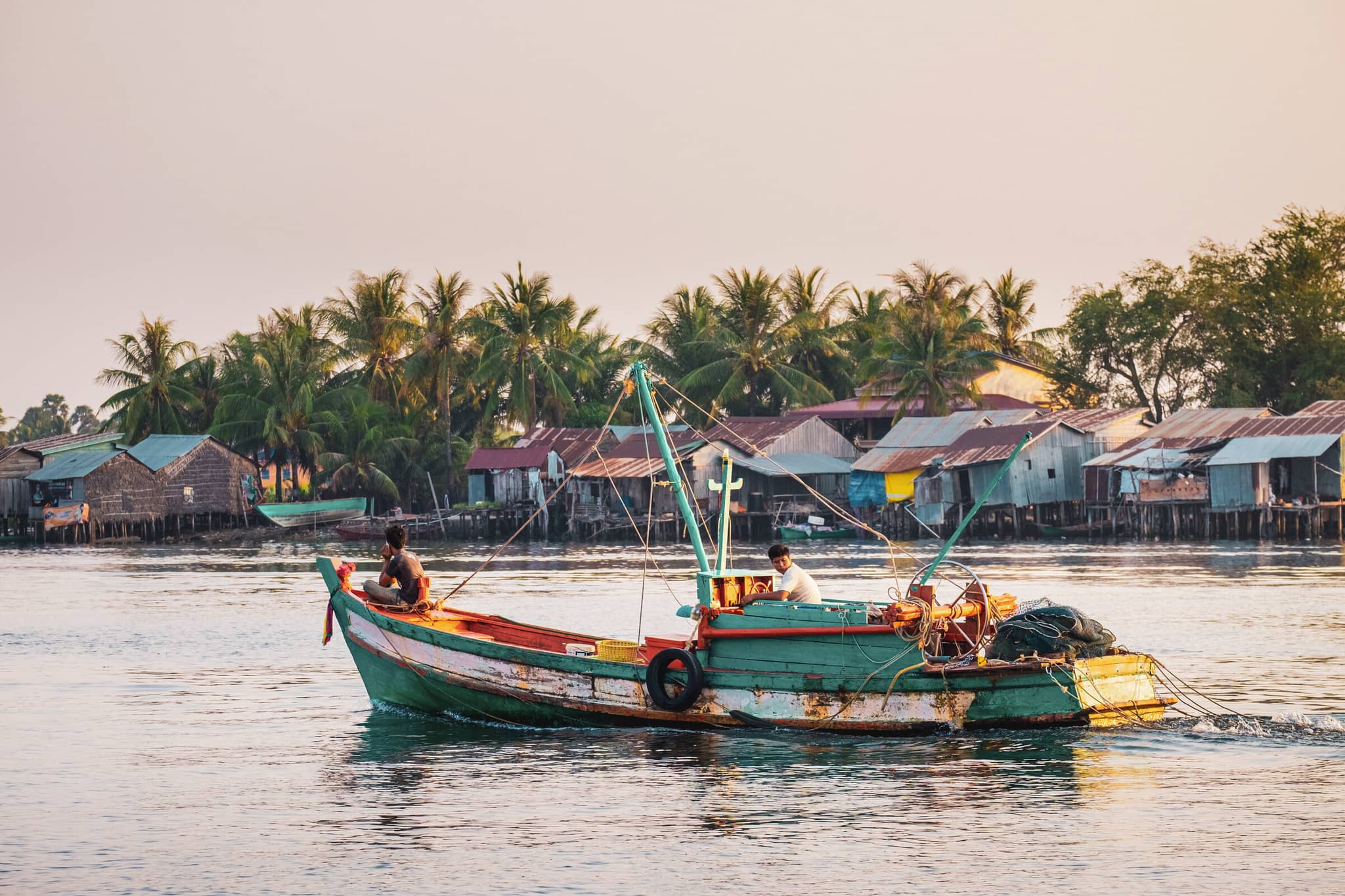 Cambodia: The Road Less Traveled gallery Gallery4 KampotFishing Cambodia DanitaDelimont RM AS40 JAR0465 SuperRes AWLImages