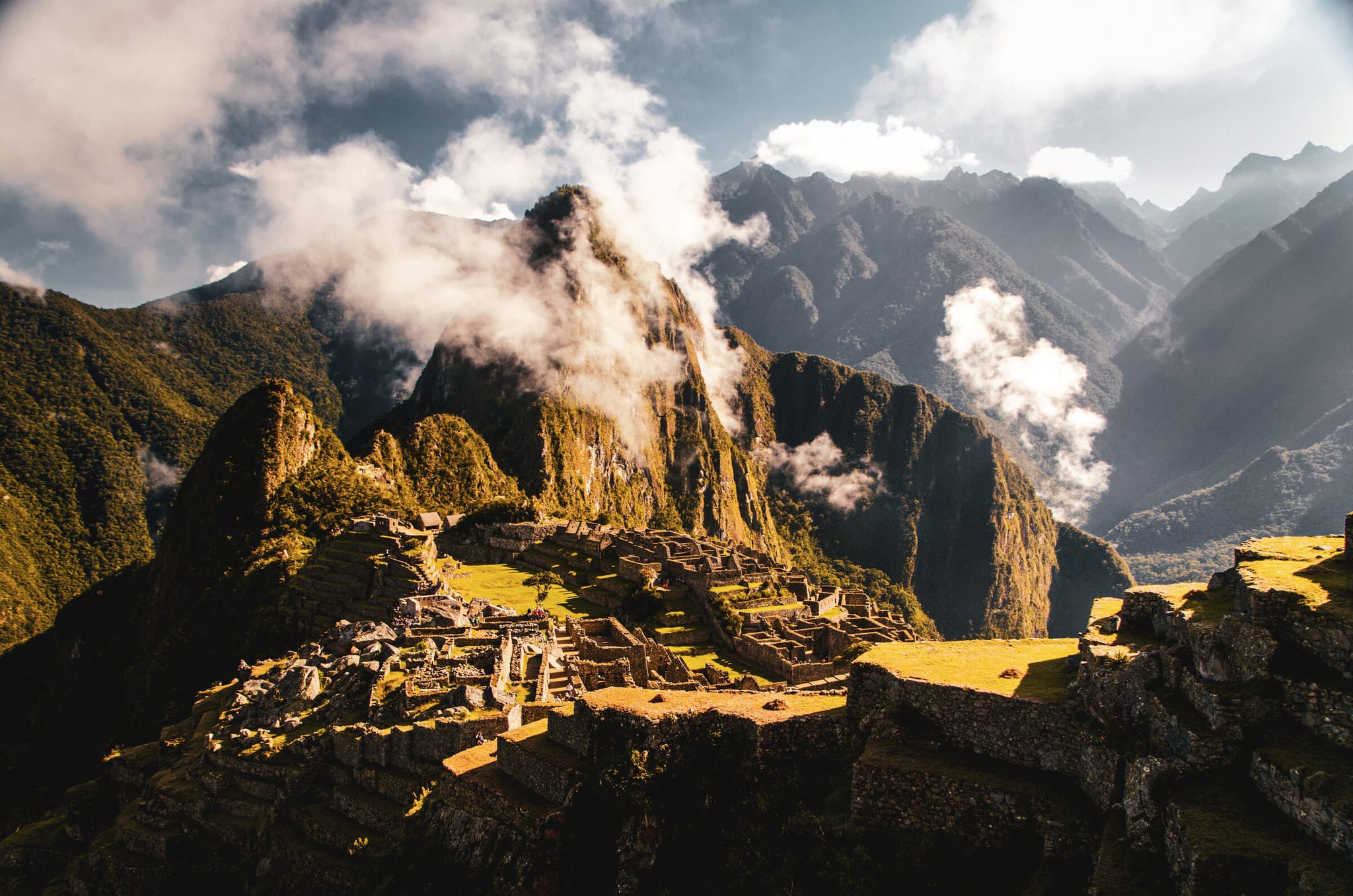 Machu Picchu & the Galápagos hero image