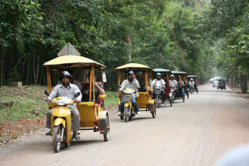 ambush in the jungle tuk tuks coming to work