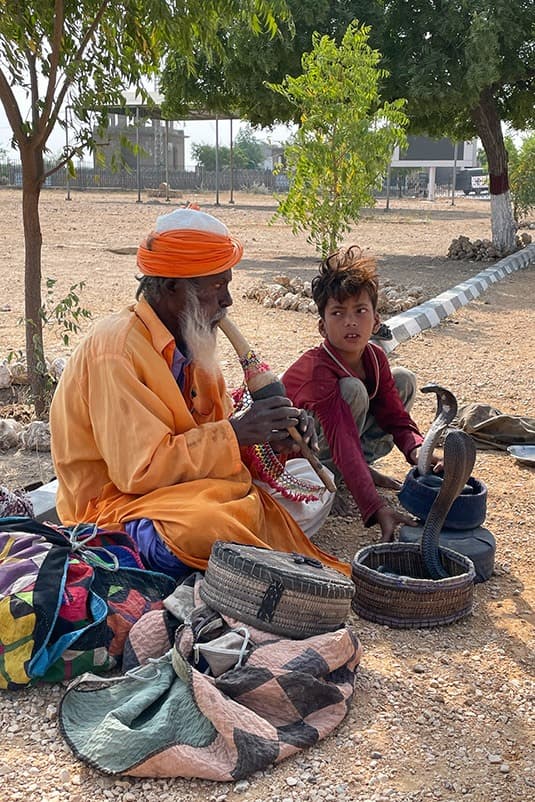 pakistan makli hills snake charmer